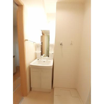 ハナミズキ 102【管理NO：1-018840101-01020】 ★家具家電は申し込み後に搬入します★ ★2026年09月中旬入居可能★の物件写真6