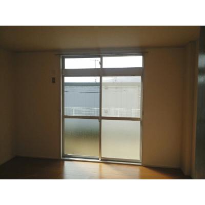 スズキパースィモン 101【管理NO：1-002476601-01010】 ★家具家電は申し込み後に搬入します★ ★2026年10月上旬入居可能★の物件写真2