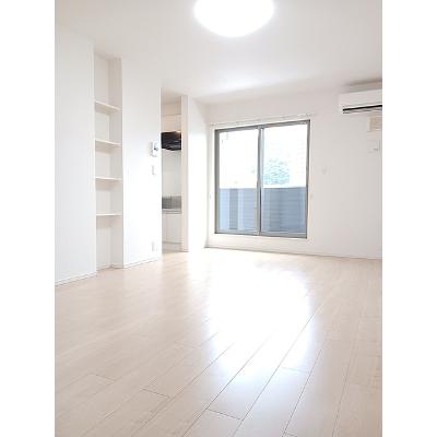 シュエット 201【管理NO：1-023766201-02010】 ★家具家電は申し込み後に搬入します★の物件写真2