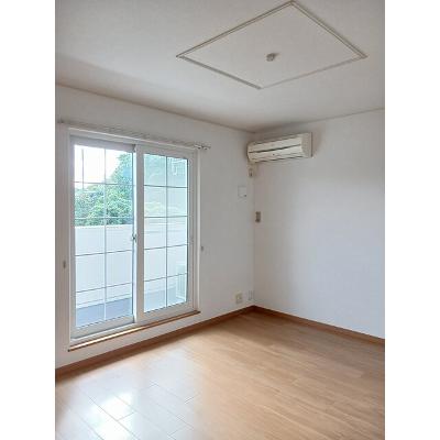 ハッピネスハウス　Ｂ 201【管理NO：1-014234802-02010】 ★家具家電は申し込み後に搬入します★ ★2026年10月中旬入居可能★の物件写真2