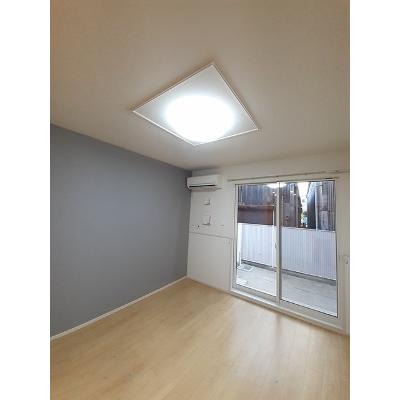 フランメゾン南沖洲Ｂ 103【管理NO：1-023023702-01030】 ★家具家電は申し込み後に搬入します★ ★2026年10月中旬入居可能★の物件写真2