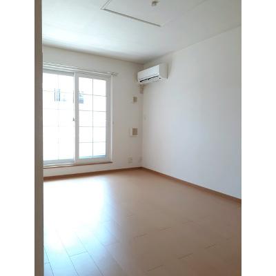 レクサスⅠ　Ａ 201【管理NO：1-014331101-02010】 ★家具家電は申し込み後に搬入します★ ★2026年10月中旬入居可能★の物件写真2