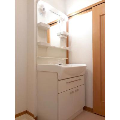 レクサスⅠ　Ａ 201【管理NO：1-014331101-02010】 ★家具家電は申し込み後に搬入します★ ★2026年10月中旬入居可能★の物件写真6