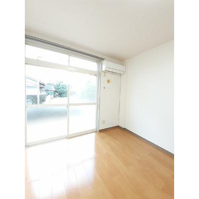 ラフォーレ 102【管理NO：1-007276901-01020】 ★家具家電は申し込み後に搬入します★ ★2026年10月上旬入居可能★の物件写真2