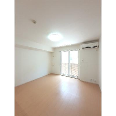 ジラソーレ六条Ⅱ 102【管理NO：1-018624401-01020】 ★家具家電は申し込み後に搬入します★の物件写真2