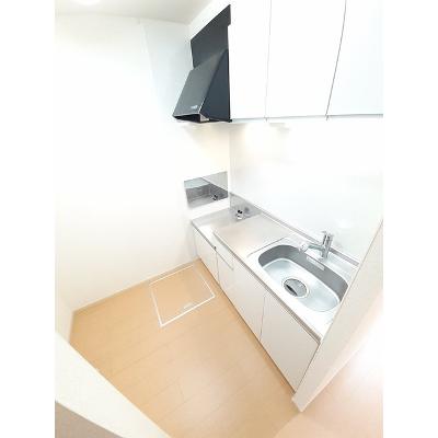 エストレーラⅢ　Ａ 103【管理NO：1-019728301-01030】 ★家具家電は申し込み後に搬入します★ ★2026年10月中旬入居可能★の物件写真3