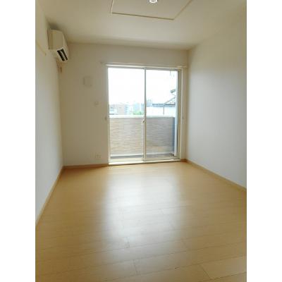 チャハナ・コーラル 101【管理NO：1-016743101-01010】 ★家具家電は申し込み後に搬入します★ ★2026年09月下旬入居可能★の物件写真2