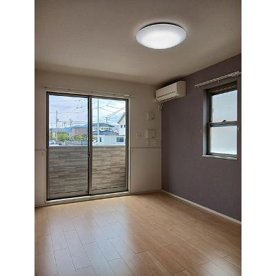 ミルト松前Ⅱ－Ⅲ 106【管理NO：1-024580103-01050】 ★家具家電は申し込み後に搬入します★の物件写真2