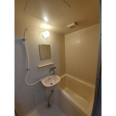 エルディム笹沖 106【管理NO：1-001312001-01050】 ★家具家電は申し込み後に搬入します★の物件写真4