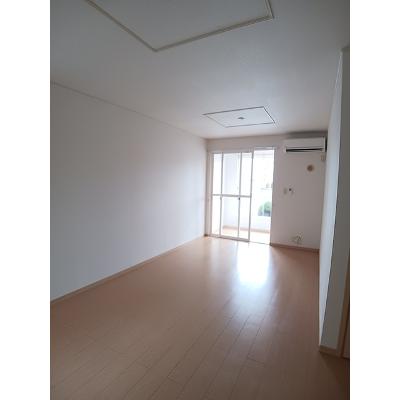プラシード・カーサⅠ 103【管理NO：1-016131701-01030】 ★家具家電は申し込み後に搬入します★の物件写真2