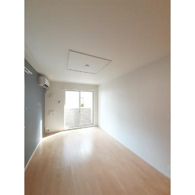 ファミリエール 105【管理NO：1-022514901-01050】 ★家具家電は申し込み後に搬入します★ ★2026年10月中旬入居可能★の物件写真2