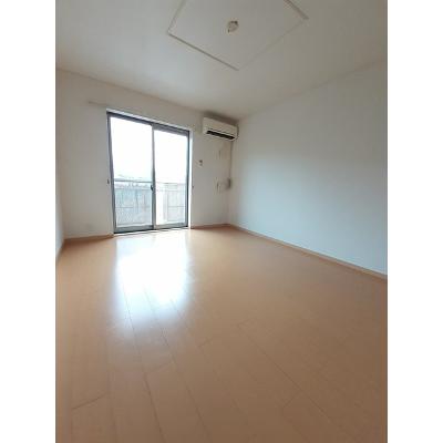 フェリーチェ　Ⅰ 203【管理NO：1-016575501-02030】 ★家具家電は申し込み後に搬入します★ ★2026年10月下旬入居可能★の物件写真2