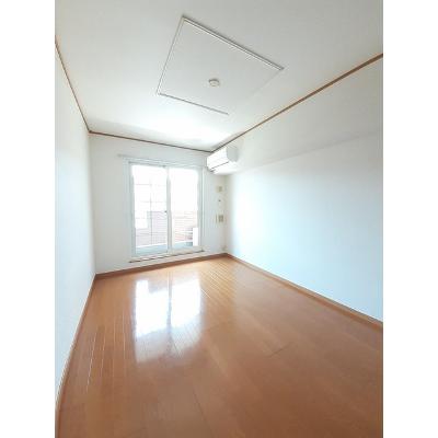 ベル・アルバＡ 202【管理NO：1-013182401-02020】 ★家具家電は申し込み後に搬入します★ ★2026年10月上旬入居可能★の物件写真2