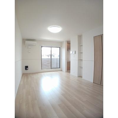 レゾナンス 205【管理NO：1-027891201-02050】 ★家具家電は申し込み後に搬入します★ ★2026年10月中旬入居可能★の物件写真2