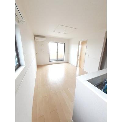 ラ　ヴィ　ベール弐番館 203【管理NO：1-023489502-02030】 ★家具家電は申し込み後に搬入します★ ★2026年10月下旬入居可能★の物件写真2