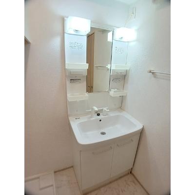 ビオーラ糸米 103【管理NO：1-019234501-01030】 ★家具家電は申し込み後に搬入します★の物件写真6