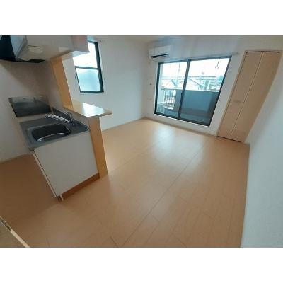 アルカンシェル宰府 201【管理NO：1-018299101-02010】 ★家具家電は申し込み後に搬入します★ ★2026年09月中旬入居可能★の物件写真2