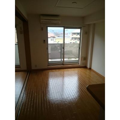 メゾン・カレ 303【管理NO：1-012132001-03030】 ★家具家電は申し込み後に搬入します★ ★2026年10月中旬入居可能★の物件写真2
