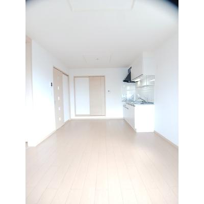 グリーンフィールズ 201【管理NO：1-016739201-02010】 ★家具家電は申し込み後に搬入します★の物件写真2