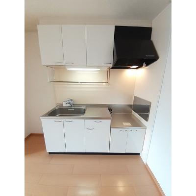 Ｐａｒｋ　ｓｉｄｅ亀山Ｂ 202【管理NO：1-014765002-02020】 ★家具家電は申し込み後に搬入します★ ★2026年10月中旬入居可能★の物件写真3