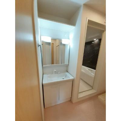 プリムローズⅤ 104【管理NO：1-025075901-01040】 ★家具家電は申し込み後に搬入します★の物件写真6