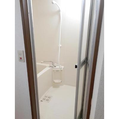コスモＣ 203【管理NO：1-007812203-02030】 ★家具家電は申し込み後に搬入します★ ★2026年10月中旬入居可能★の物件写真4
