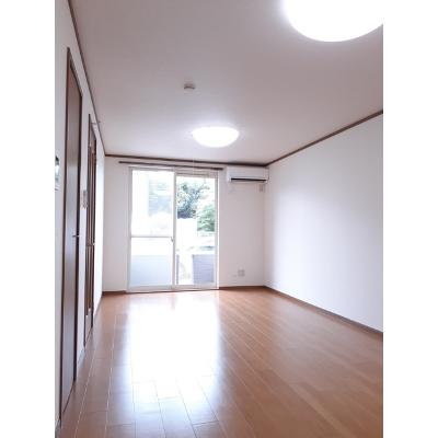 ソレア－ドミナミ 102【管理NO：1-011771801-01020】 ★家具家電は申し込み後に搬入します★ ★2026年09月中旬入居可能★の物件写真2