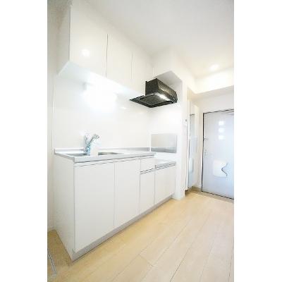 シャーロットⅡ 107【管理NO：1-023347501-01060】 ★家具家電は申し込み後に搬入します★ ★2026年09月上旬入居可能★の物件写真3