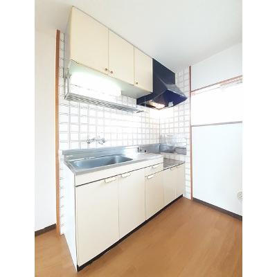 パークハイツ小原田 105【管理NO：1-004102401-01040】 ★家具家電は申し込み後に搬入します★ ★2026年10月中旬入居可能★の物件写真3