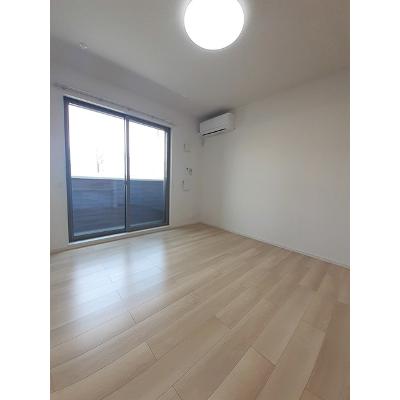 カーサ　エトランゼ 103【管理NO：1-025199701-01030】 ★家具家電は申し込み後に搬入します★ ★2026年10月中旬入居可能★の物件写真2