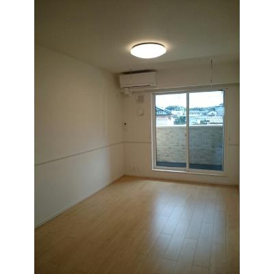 ソッフィオーネⅡ 202【管理NO：1-025086402-02020】 ★家具家電は申し込み後に搬入します★ ★2026年09月下旬入居可能★の物件写真2