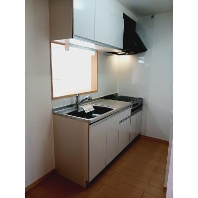 ルピナスⅡ 201【管理NO：1-016919402-02010】 ★家具家電は申し込み後に搬入します★の物件写真3