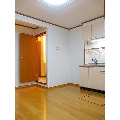 フィオーレⅡ 102【管理NO：1-010852501-01020】 ★家具家電は申し込み後に搬入します★ ★2026年10月上旬入居可能★の物件写真2