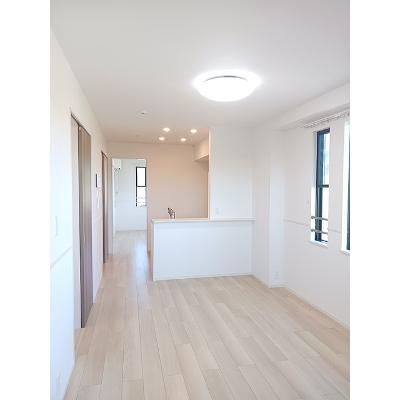 カントリーレイクⅢ 301【管理NO：1-028580901-03010】 ★家具家電は申し込み後に搬入します★の物件写真2