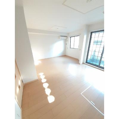 カーサ・アイリス 103【管理NO：1-016933901-01030】 ★家具家電は申し込み後に搬入します★ ★2026年10月中旬入居可能★の物件写真2
