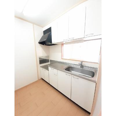 シューベルブ・メゾンＣ 202【管理NO：1-013406003-02020】 ★家具家電は申し込み後に搬入します★ ★2026年10月上旬入居可能★の物件写真3