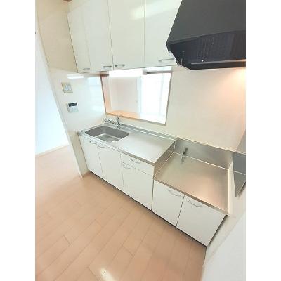 シューベルブ・メゾンＡ 201【管理NO：1-013406001-02010】 ★家具家電は申し込み後に搬入します★ ★2026年10月上旬入居可能★の物件写真3