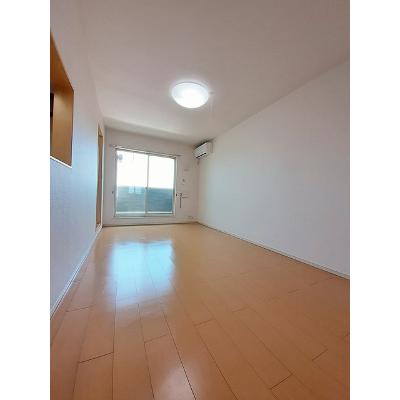ハイエスト　モデッサ 302【管理NO：1-018063101-03020】 ★家具家電は申し込み後に搬入します★の物件写真2
