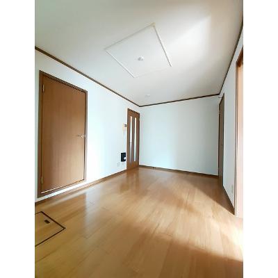 ソルフィーＢ 103【管理NO：1-011545302-01030】 ★家具家電は申し込み後に搬入します★の物件写真2