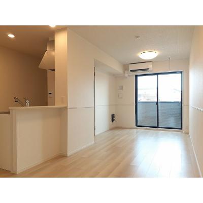 アザレアＴ　Ⅱ 102【管理NO：1-027289902-01020】 ★家具家電は申し込み後に搬入します★ ★2026年10月中旬入居可能★の物件写真2