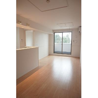 ニューサンモール・アゼリアＢ 201【管理NO：1-021928501-02010】 ★家具家電は申し込み後に搬入します★ ★2026年11月上旬入居可能★の物件写真2