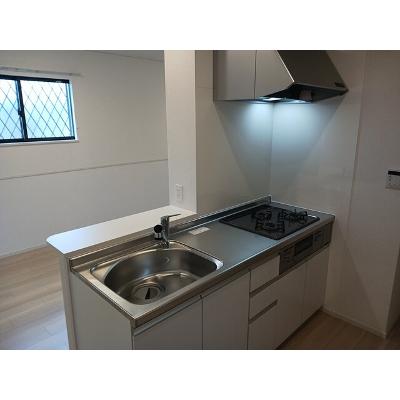 ＨＩＬＡＲＩＯＵＳ　Ⅲ 104【管理NO：1-028107701-01040】 ★家具家電は申し込み後に搬入します★ ★2026年10月中旬入居可能★の物件写真3