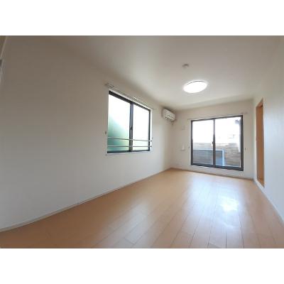サンリット王禅 301【管理NO：1-020893401-03010】 ★家具家電は申し込み後に搬入します★の物件写真2