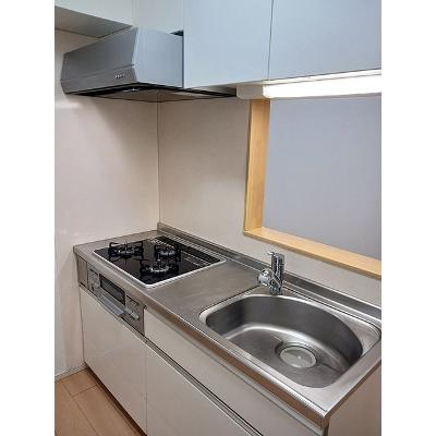 サンリット王禅 303【管理NO：1-020893401-03030】 ★家具家電は申し込み後に搬入します★の物件写真3