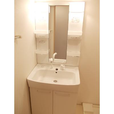 ラ・ヴィダ・カリファス 103【管理NO：1-017682501-01030】 ★家具家電は申し込み後に搬入します★ ★2026年09月下旬入居可能★の物件写真6