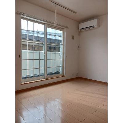 アリ・アンス林 202【管理NO：1-015039501-02020】 ★家具家電は申し込み後に搬入します★ ★2026年10月中旬入居可能★の物件写真2