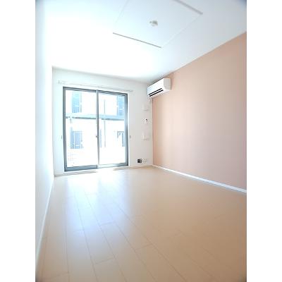 アンジェリーデ 103【管理NO：1-018680401-01030】 ★家具家電は申し込み後に搬入します★の物件写真2