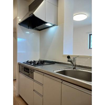 シエテ　カミーノⅢ 102【管理NO：1-024974701-01020】 ★家具家電は申し込み後に搬入します★の物件写真3