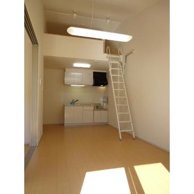 アイランド花月　Ⅱ 202【管理NO：1-018846301-02020】 ★家具家電は申し込み後に搬入します★ ★2026年10月中旬入居可能★の物件写真2