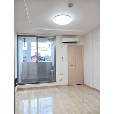 ステーション　いこい 201【管理NO：1-018805101-02010】 ★家具家電は申し込み後に搬入します★ ★2026年10月中旬入居可能★の物件写真2